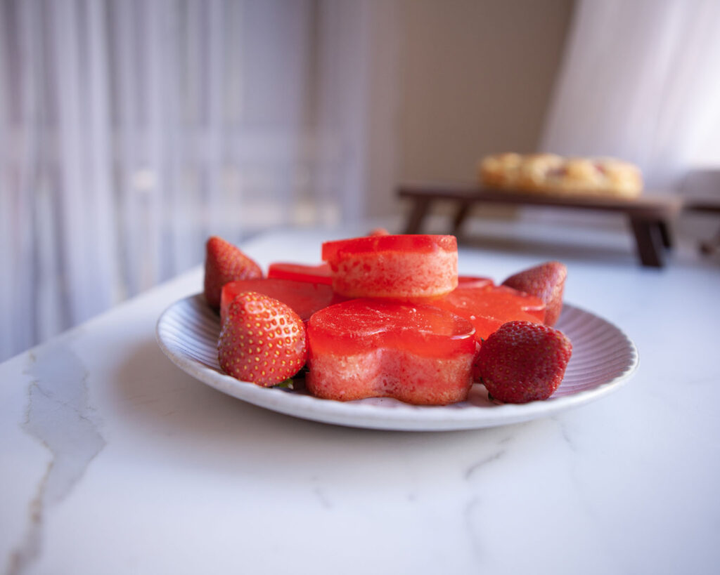 Raspberry Jelly Cakes from Side