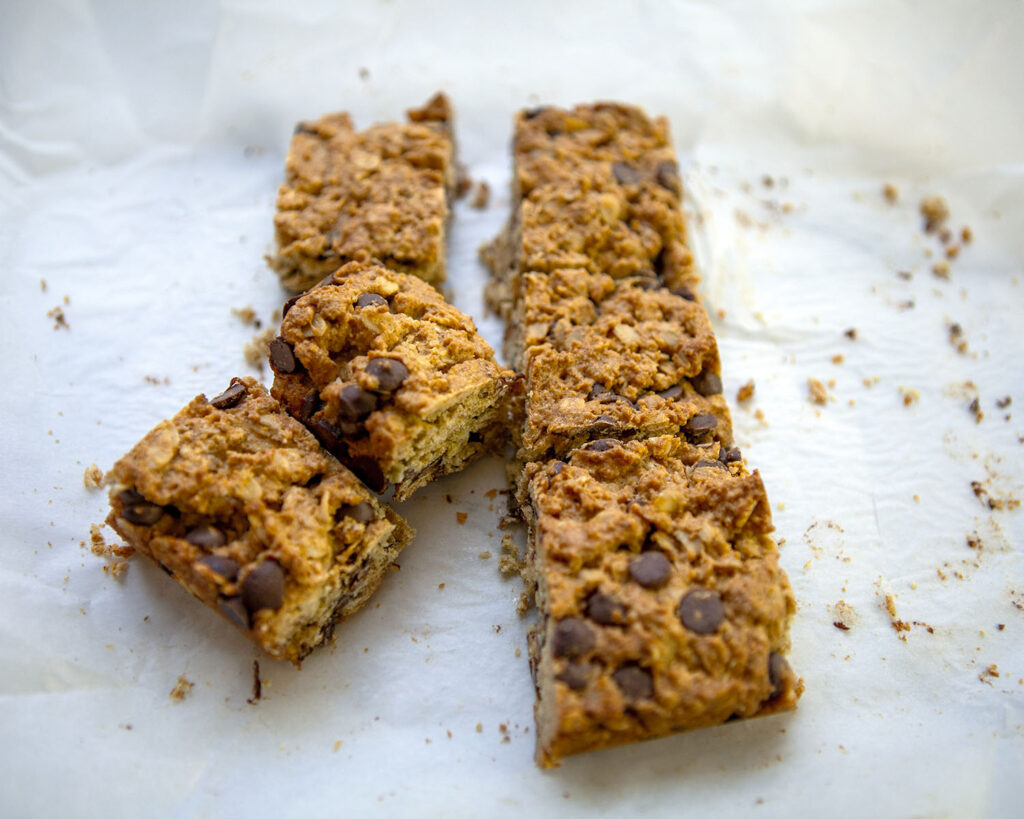 Protein Oat Bar Tray Bake in 6 Pieces