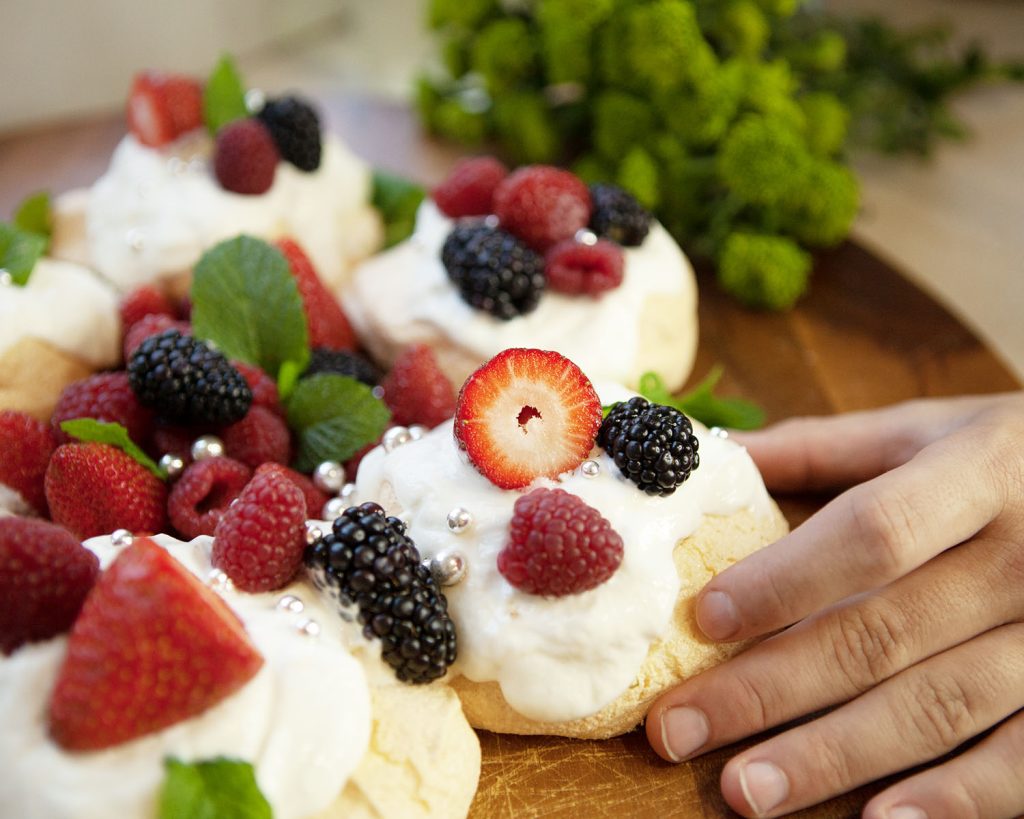 Meringue Protein Pull Apart Dig In