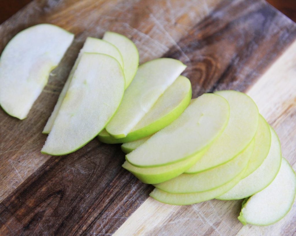 sliced apple