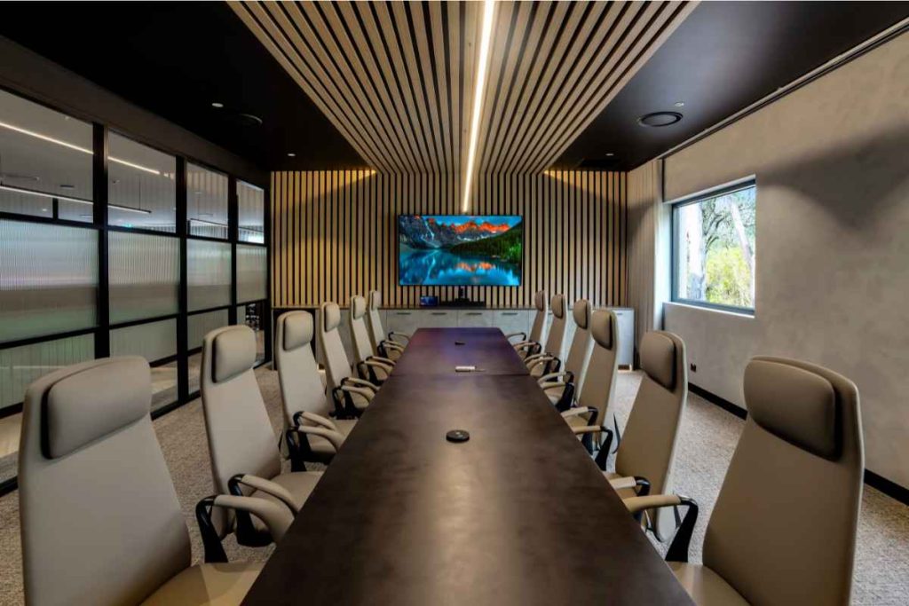 An image of the large meeting room in the new CPS HQ upstairs.