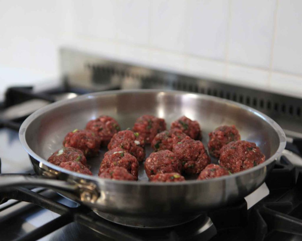 Cooking the meatballs