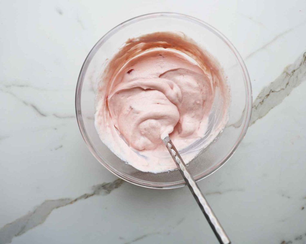 yoghurt topping ready