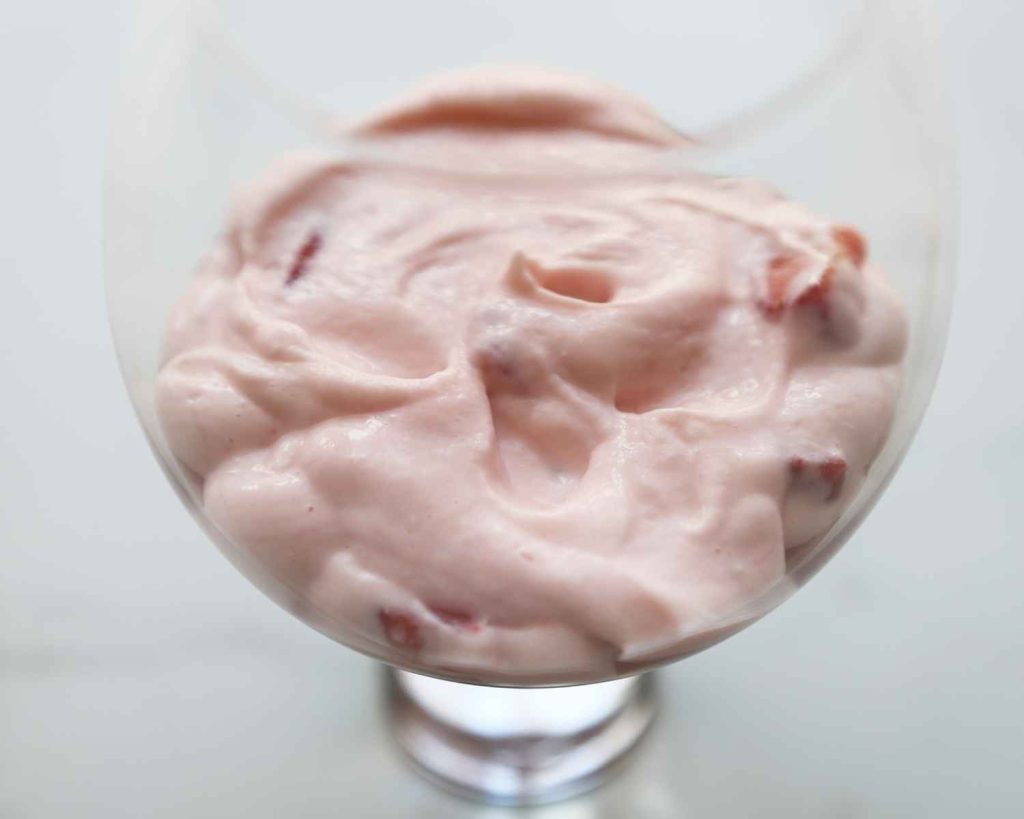 yoghurt on top of the compote 