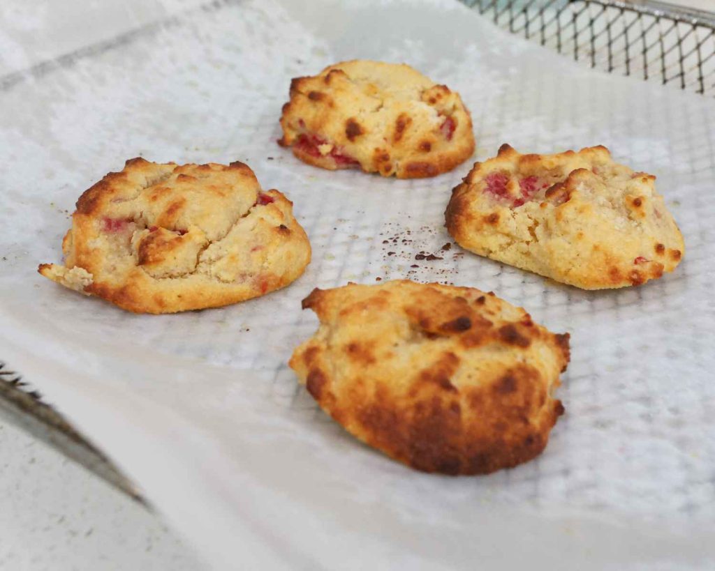 Cookies cooked cooling before topping